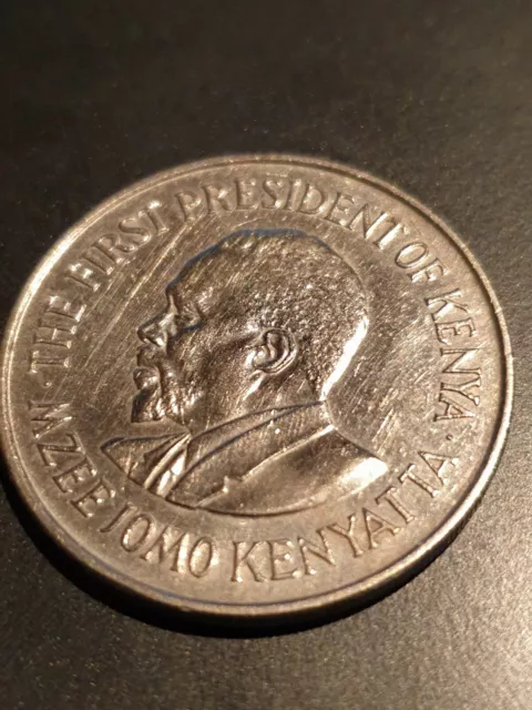 KENYA 1 Shilling 1978 The first President of Kenya Mzee Jomo Kenyatta