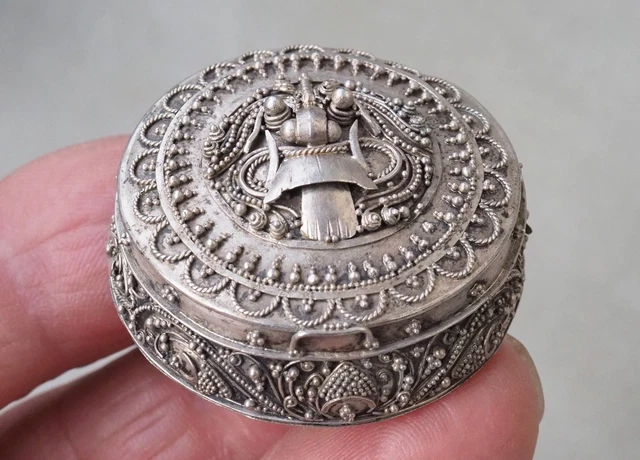BOÎTE PILULIER EN argent 925 reine démon Rangda Bali solid silver case EUR 18,00 - PicClick FR