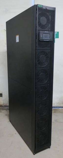 APC ACRC301S InRow RC 300mm Chilled Water Cooling Server Room Chiller Unit 42U