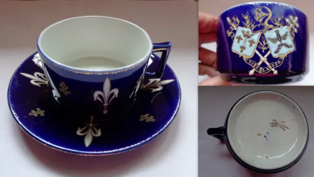 Ancienne Tasse + Soucoupe Luneville Emaille Croix De Lorraine Fleur Lys Blason