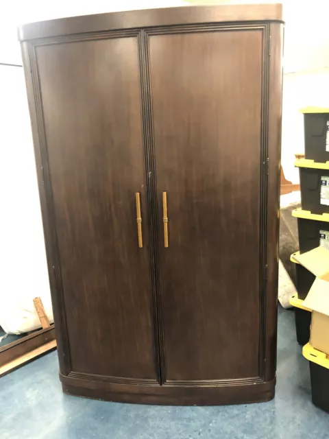 armoire large