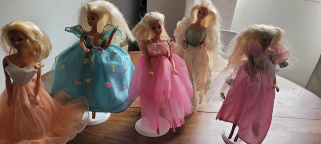 Lot De Poupées Mannequins Vintage + Vêtements - Marque Générique - Pour Collection