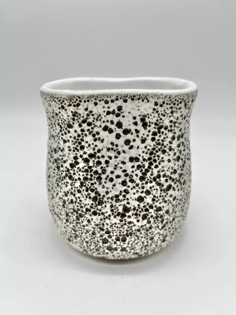 Pigeon Forge Pottery Pinch Vase Black White Speckle Textured Lava Glaze 3.5”