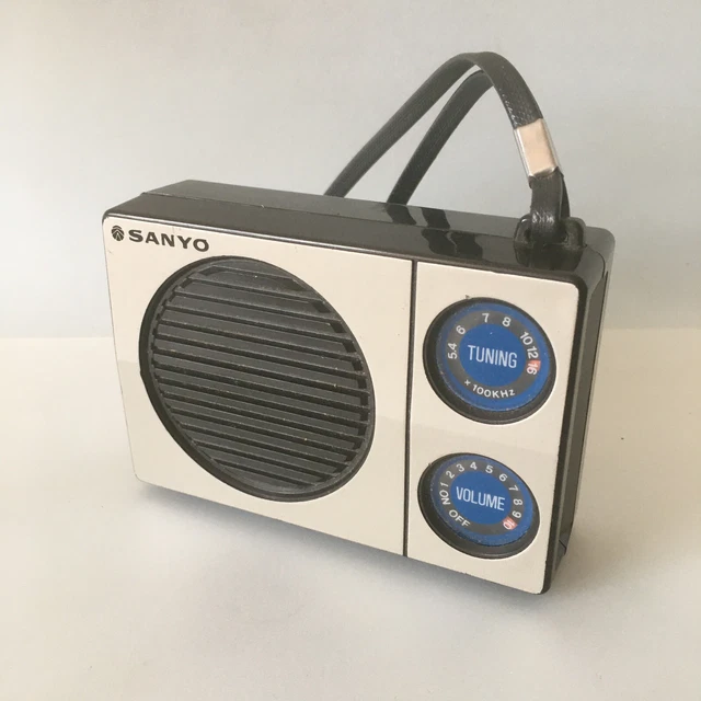 VINTAGE SANYO RP 1245 AM Radio Transistor Portable Pocket Grey Receiver