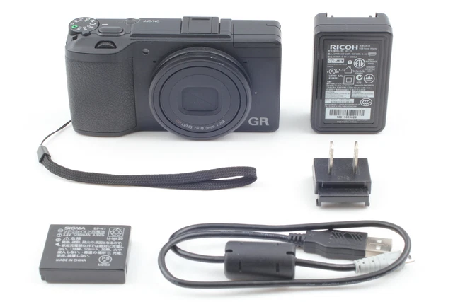 [MINT] in BOX RICOH GR II 16.2 MP Digital Camera Black 18.3mm F2.8 From JAPAN 4