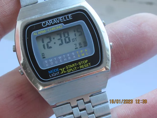 Vintage Caravelle Quarz von Bulova Alarm Chronograph LCD Digital Vintage 1980er Jahre 2