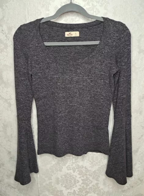 Hollister Ambercrombie Womens Size S Gray Shirt Top Bell Flare Long Sleeves Soft