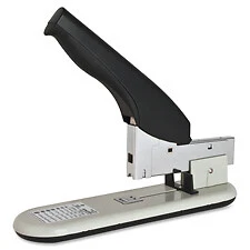 Business Source BSN62825 Heavy-Duty Stapler, 210 Shts Cap., Putty-Black