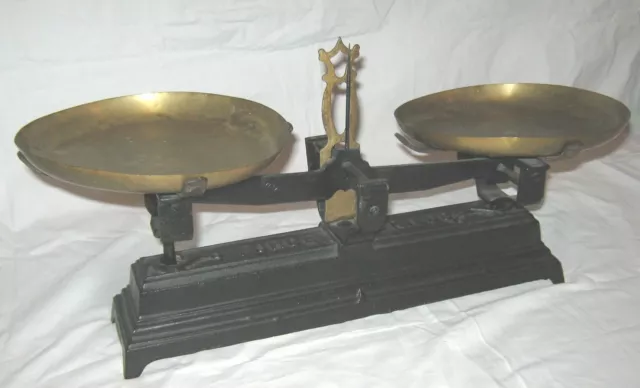 antike 10-KILO-WAAGE-FORCE, gepunzt mit KF, um 1900, Spritzguss, 2 Messingteller