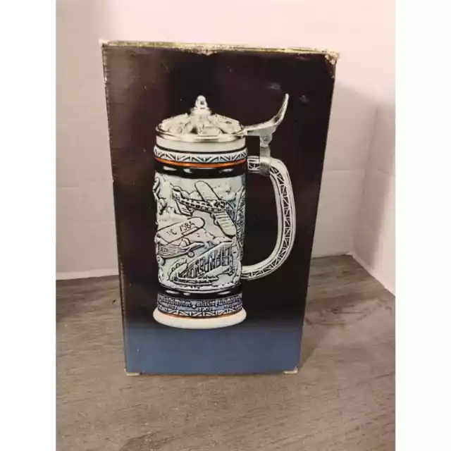 AVON 1981 FLYING CLASSICS CERAMIC STEIN in Original Box Airplanes Wright Bros