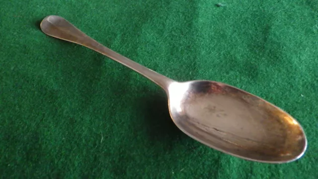 Un Ottimo Cucchiaio Da Tavolo In Argento Britannia Early Rattailed C1702 Sa