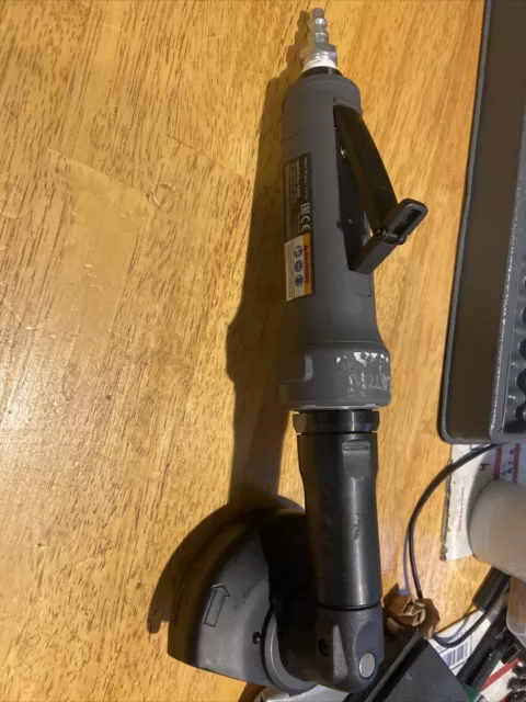 Molinilla troqueladora de aire Ingersol Rand Me145rp64 usada