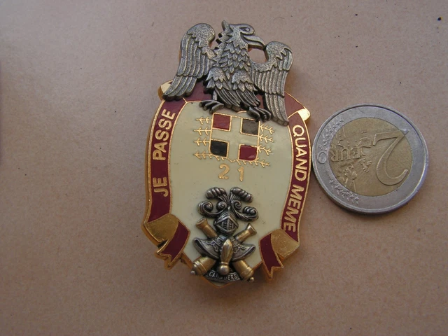 Insigne Militaire Ancien – 21e Régiment D'Infanterie – Canjuers – Pièce De Collection G2876
