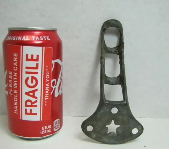 Antique STAR West 18th St NEW YORK Metal 3/4" Flag Pole Holder Bracket Hardware 8