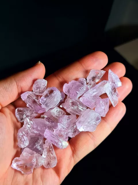 Kunzite  Cutting Grade Loose Crystal (High Quality Lavender Color) 25 Carats Lot