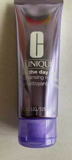 Clinique Take The Day Off Facial Cleansing Mousse. 125 ml. New Product