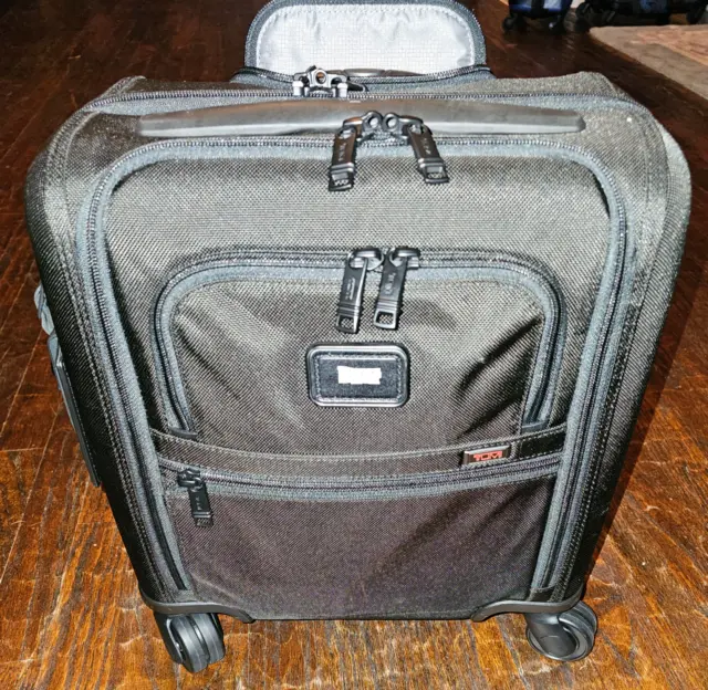 Tumi Alpha 3 10"x17.5"x15.5" 4 Wheeled Laptop Case / Briefcase Black 117158-1041