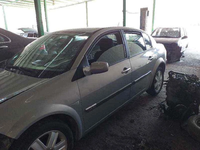 Moteur Essuie-glace Avant Renault Mégane II - 4 Broches, Ref 288001683R / 7701057358