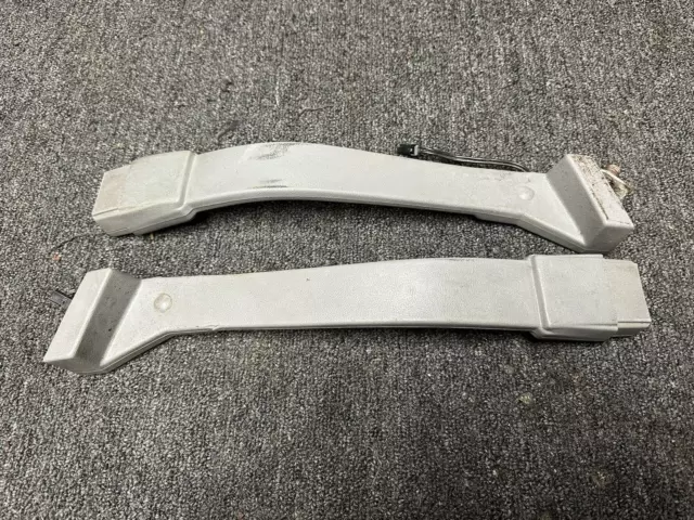 🔥95-98 Chevy Gm Silverado Sierra Suburban Front Seat Belt Latch Set  Read 96 97