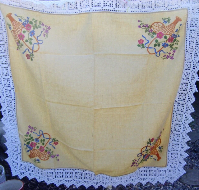 VINTAGE TABLECLOTH HAND Embroidered Floral Square Lace Linen Yellow 43