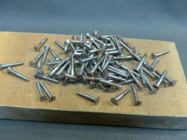 Lot de vis à bois ancien stock de quincaillerie tête fraisée 4.5x30  30 pièces