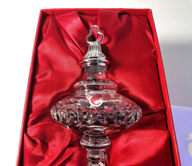 Waterford SNOW CRYSTALS Spire Ornament 129275 Mint Condition!! With 2004 Hanger!