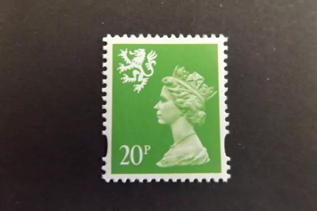 SG S83 GB QEII MNH STAMP Scotland 20p Bright Green CB Regional Machin Definitive