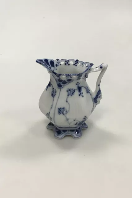Royal Copenhagen Blu con Scanalature Completo Pizzo Crema Brocca No 1031