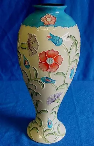 Old Tupton Ware Secret Garden Tubelined Porcelain Art Nouveau 11" Hour Vase 8002