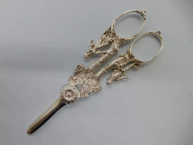 Hallmarked SILVER Cast GRAPE SHEARS London 1970 Roberts & Dore Figures & Vines