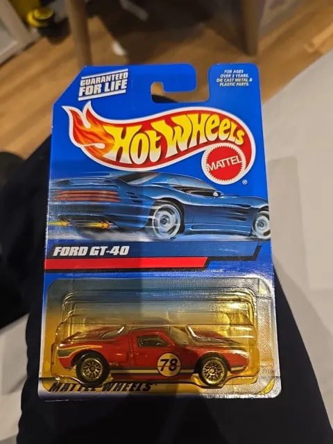 2000 Hot Wheels Mainline Red Ford GT-40 Variant MOSC New Sealed