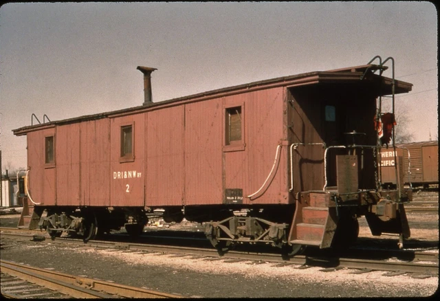 DRI&NW 2 caboose duplicate slide