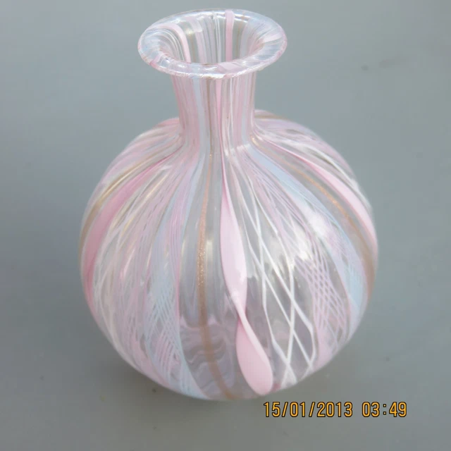 Vase Soliflore Vintage En Opaline Rose Et Blanc - 25 Cm - Italie - Occasion