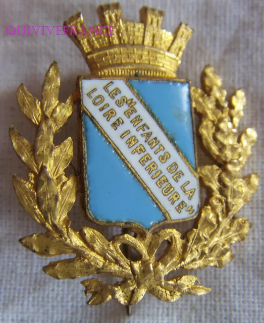 Bg8964 - Insigne Badge Societe Les Enfants De La Loire Inferieure