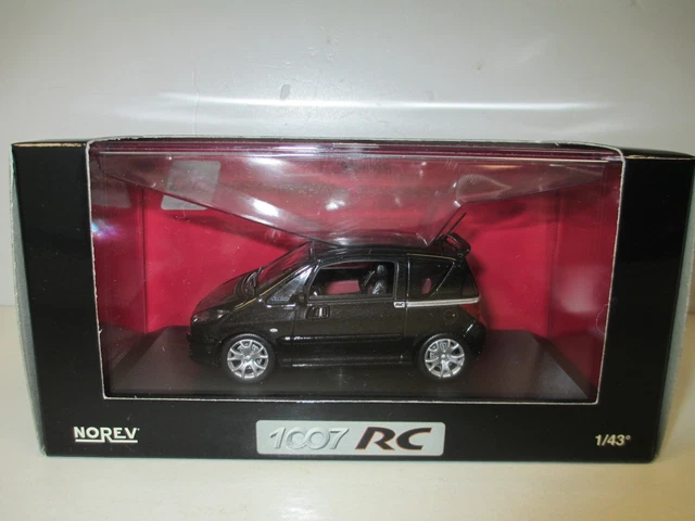 Modèle Réduit Peugeot 402 Noir 1/43 Par Norev - Occasion En Très Bon état Avec Boîte