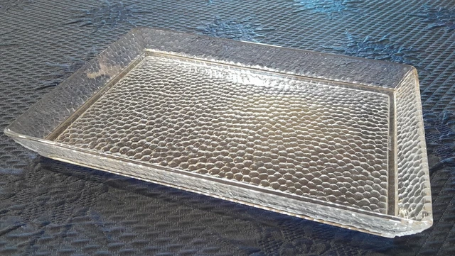 Ancien et beau plateau en cristal signé Baccarat rare décor Nid d'abeilles
