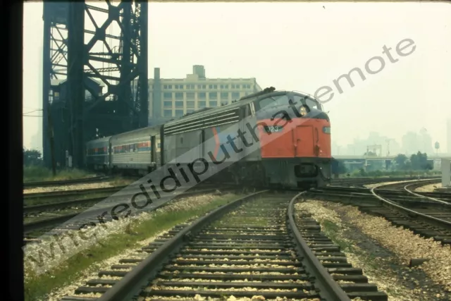 Original Slide Amtrak AMTK 323 EMD E8A 21st St. Chicago ILL 7-19-73