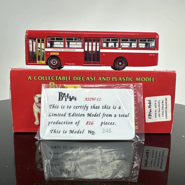 Maquette Bus AEC Swift London Transport R-132 - Britbus 1:76 - Diecast - Réf. AS1-02