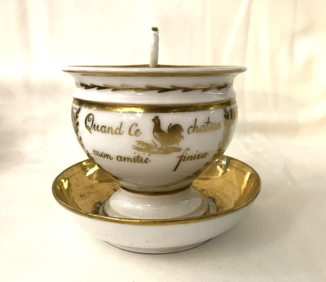 Tasse Ancienne Pliable En Plastique Avec Couvercle Laiton - Vintage, Pour Collection Ou Camping Rétro