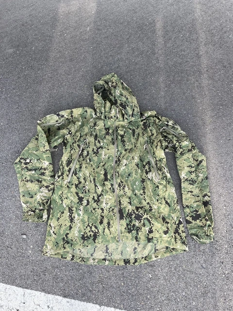 Patagonia AOR2 PCU Level 5 Soft Shell Jacket Large Long Patagonia AOR2 PCU Level 5 Soft Shell Jacket Large Long
