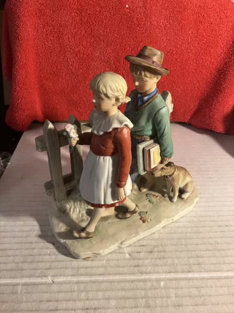 HUGE 1ST EDITION NORMAN ROCKWELL FALL FIGURINE "A SCHOLARLY PACE" 8.5x8x4.3" DWK