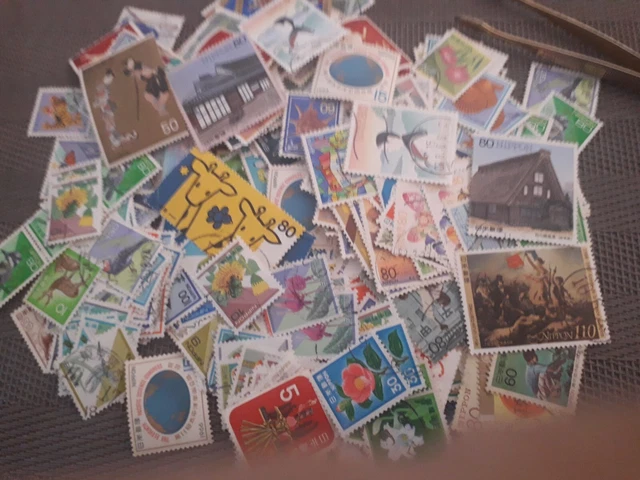 Lot+ 350 timbres Japon (oblitérés) à trier L0T 2