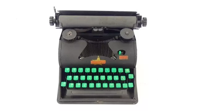 Maquina De Escribir Lilliput Año 1950 Typewriter Schreibmaschine