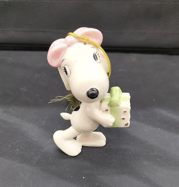 LENOX Belle's Natale Surprize Ornamento Ceramica Doll Snoopy con Scatola 8.89cm