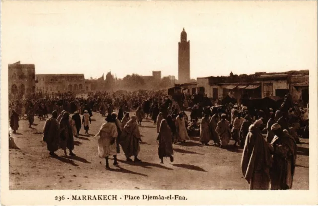 CPA AK MAROC MARRAKECH - Place djemaa el fna (114742)