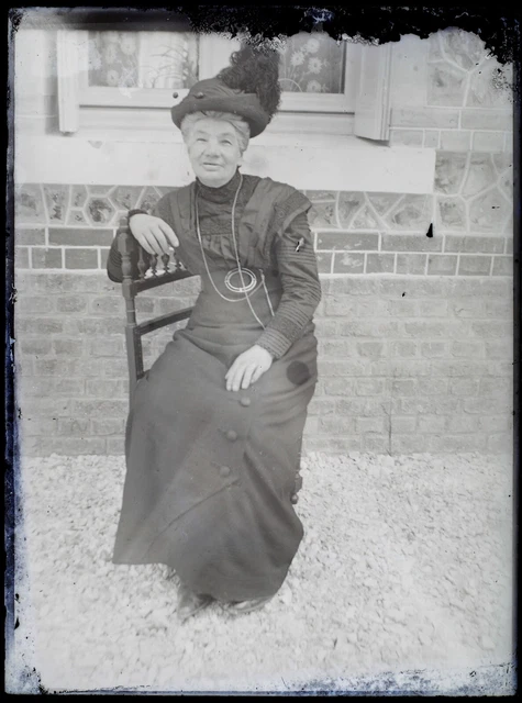 FRANCE portrait woman hat fashion c1900 photo NEGATIVE plate VR23L16n3
