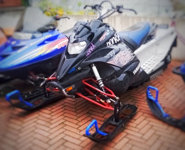 Snowmobile Yamaha FX Nytro MTX 153 - freeride motoslitta sled