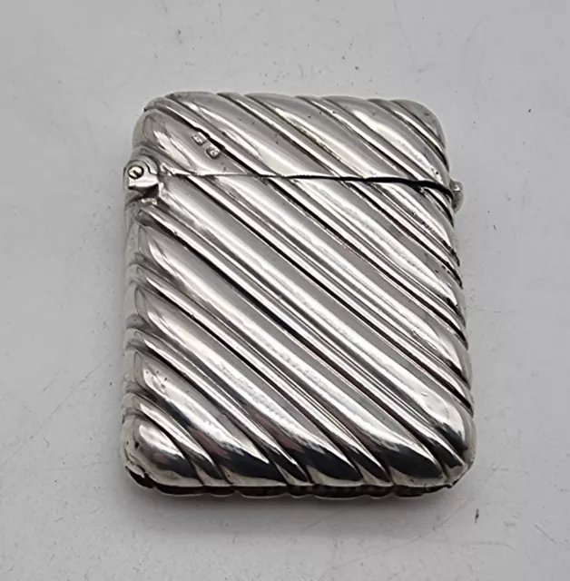 Nice Condition Fluted Antique Sterling Silver Vesta Case Chester 1898