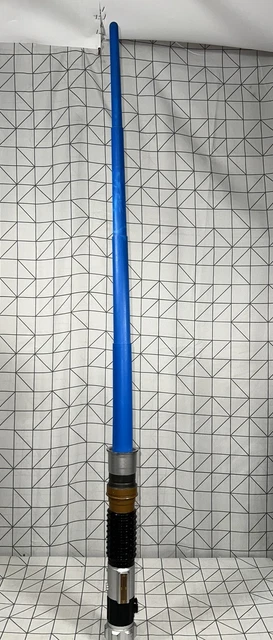 STAR WARS OBI Wan Kenobi Flick Out Blue Light Saber 2012 Hasbro Cosplay star-wars-obi-wan-kenobi-flick-out-blue-light-saber-2012-hasbro-cosplay
