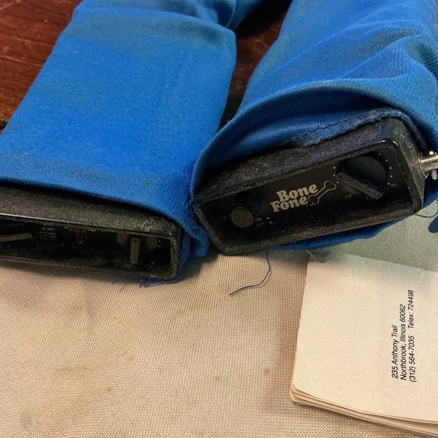 VINTAGE BONE FONE Portable Neck Radio AM/FM Stereo With Speakers (used ...